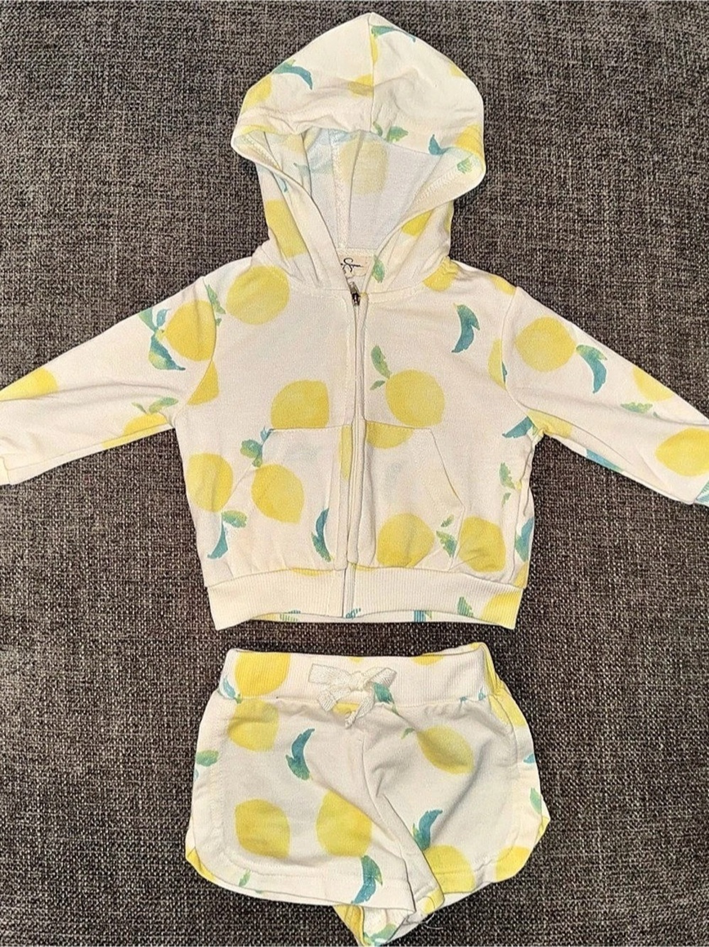 Jessica Simpson Lemon Print Hoodie & Shorts Set Baby 12M Like New